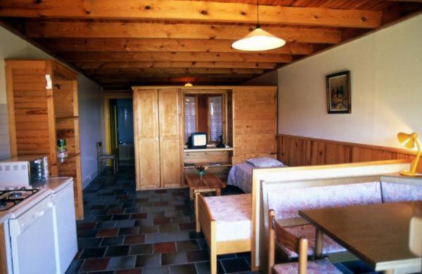 Le Domaine De Fonteline Appartement Allègre Buitenkant foto